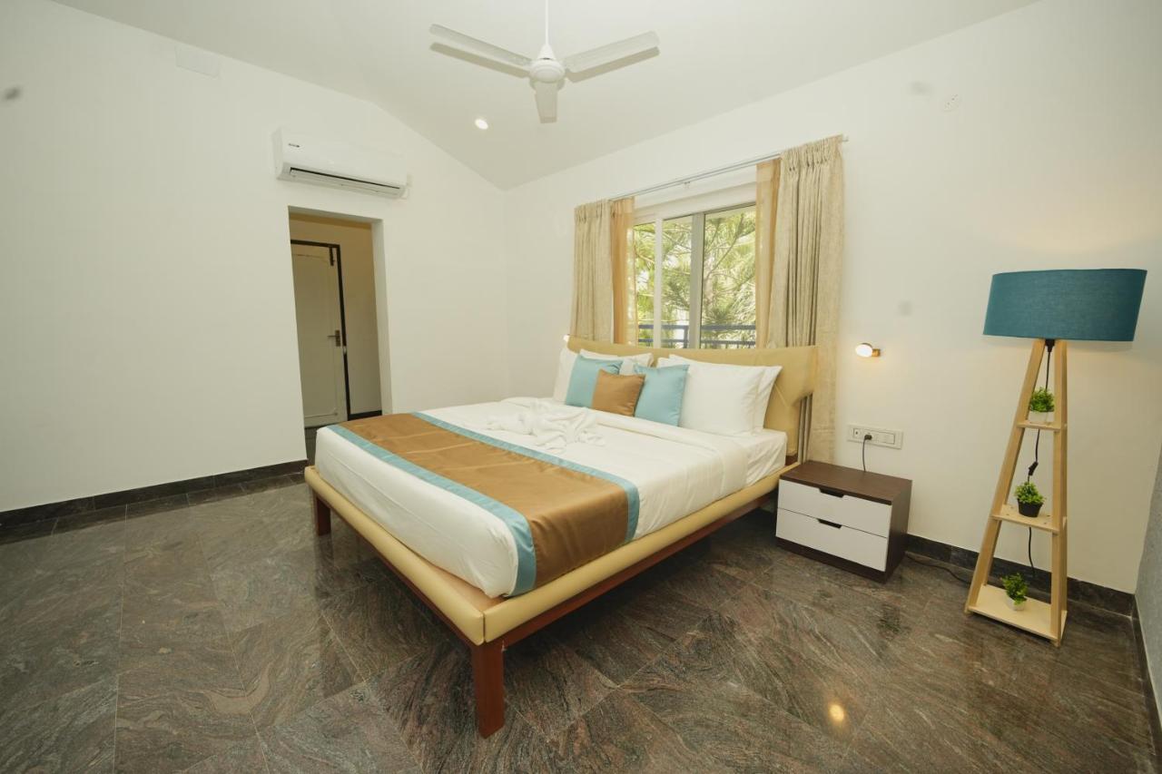 Bay Breeze Suites Chennai Exterior photo