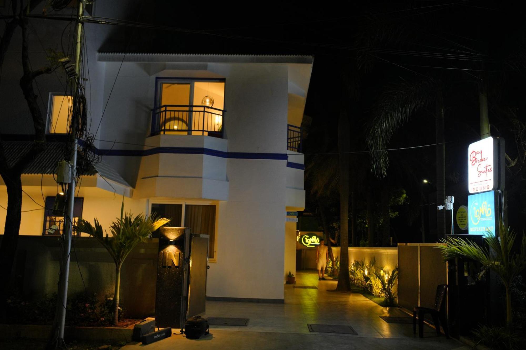 Bay Breeze Suites Chennai Exterior photo