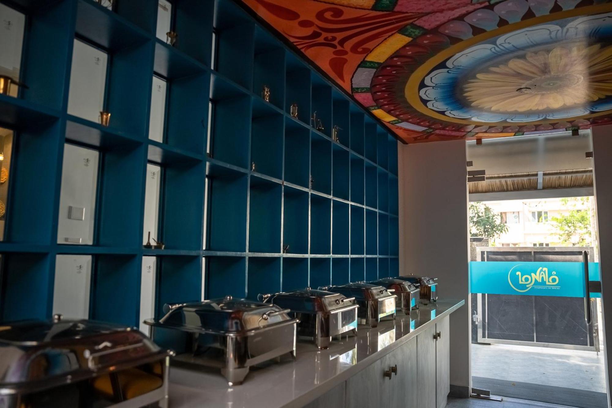 Bay Breeze Suites Chennai Exterior photo