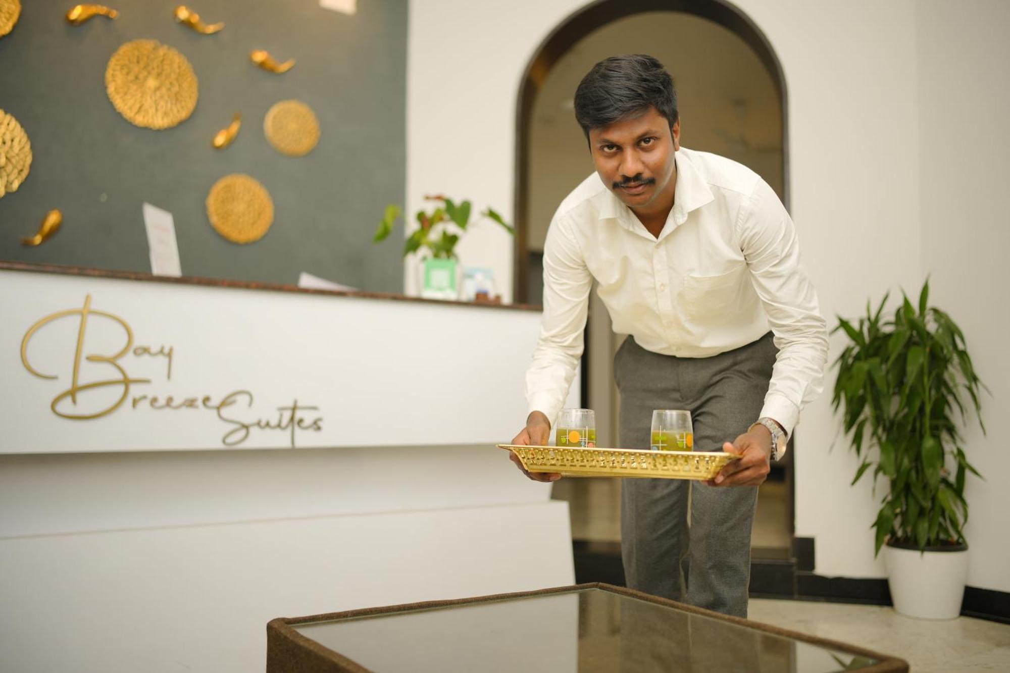 Bay Breeze Suites Chennai Exterior photo