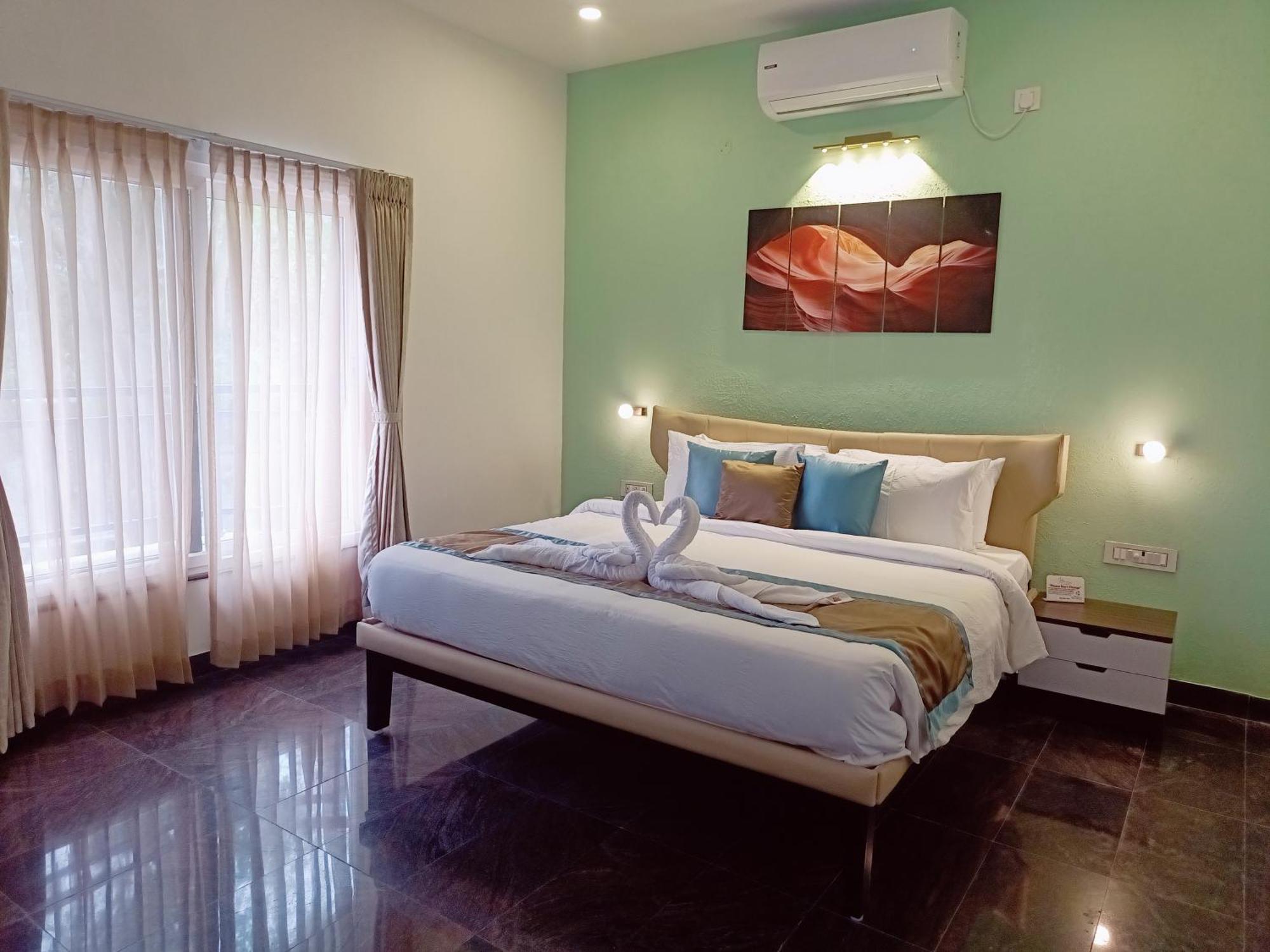 Bay Breeze Suites Chennai Exterior photo